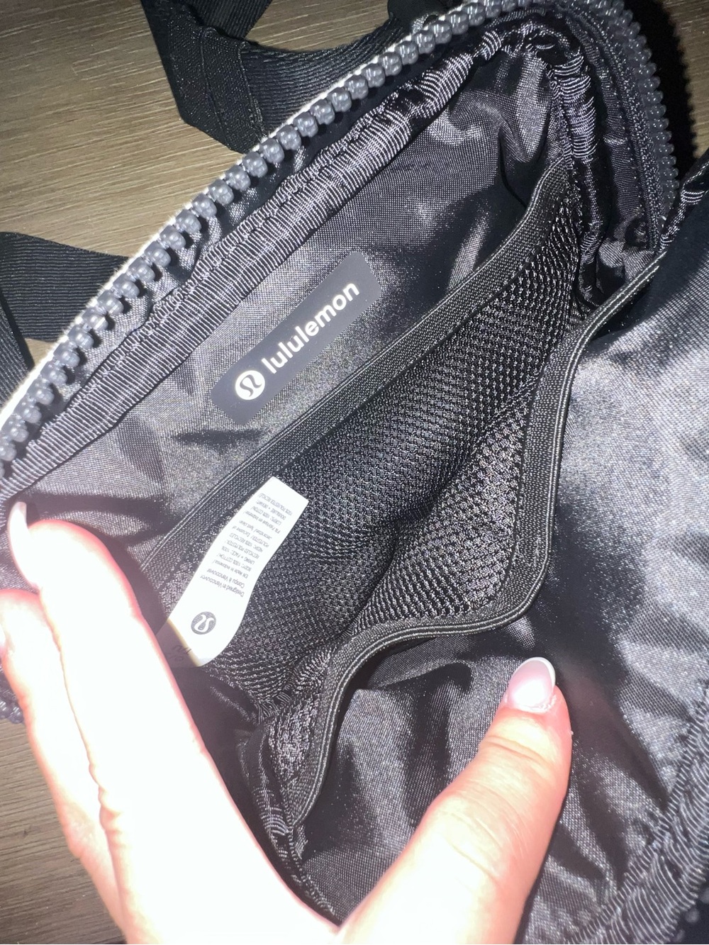 NWT Lululemon Everywhere Canvas Belt Bag 1L - Picture 3 of 4